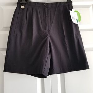 Liz Golf Shorts Petite NWT